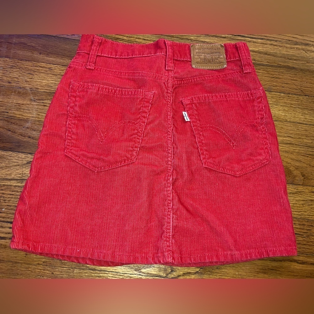 𝅺levi Strauss size 24 vintage y2k red Valentine’s Day corduroy miniskirt - Picture 7 of 15